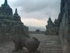 Du sommet de Borobudur... Il pleuvait...